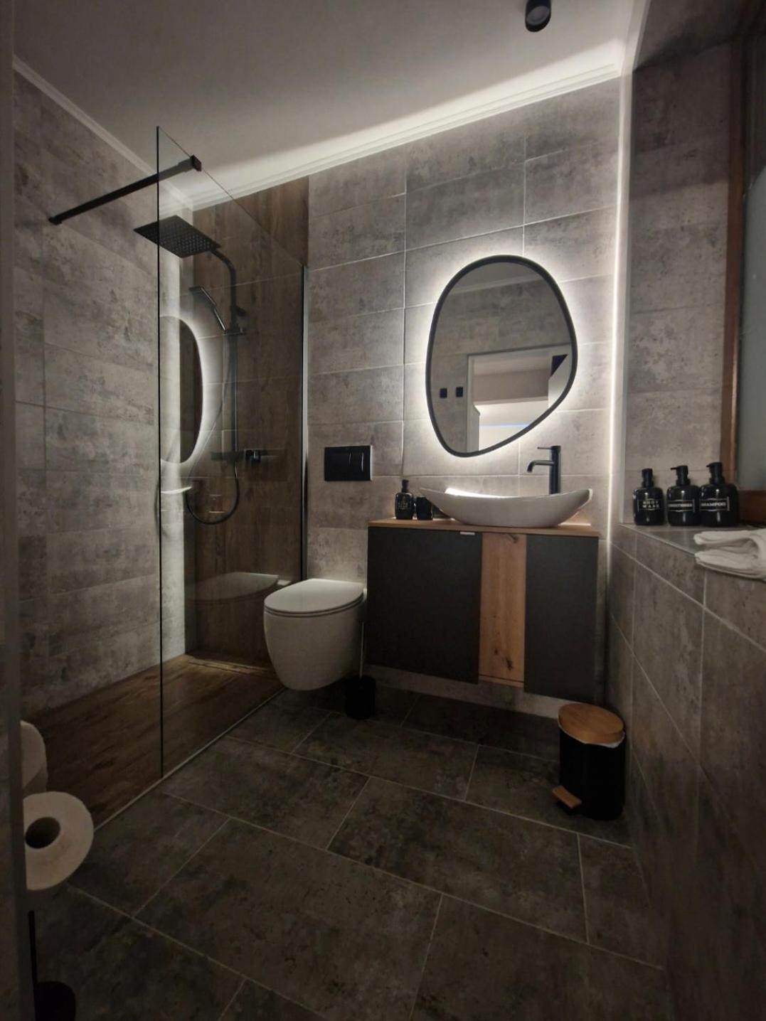 Appartement Near Redbull Ring Tax Included In Nightly Rate, Self-check-in Knittelfeld